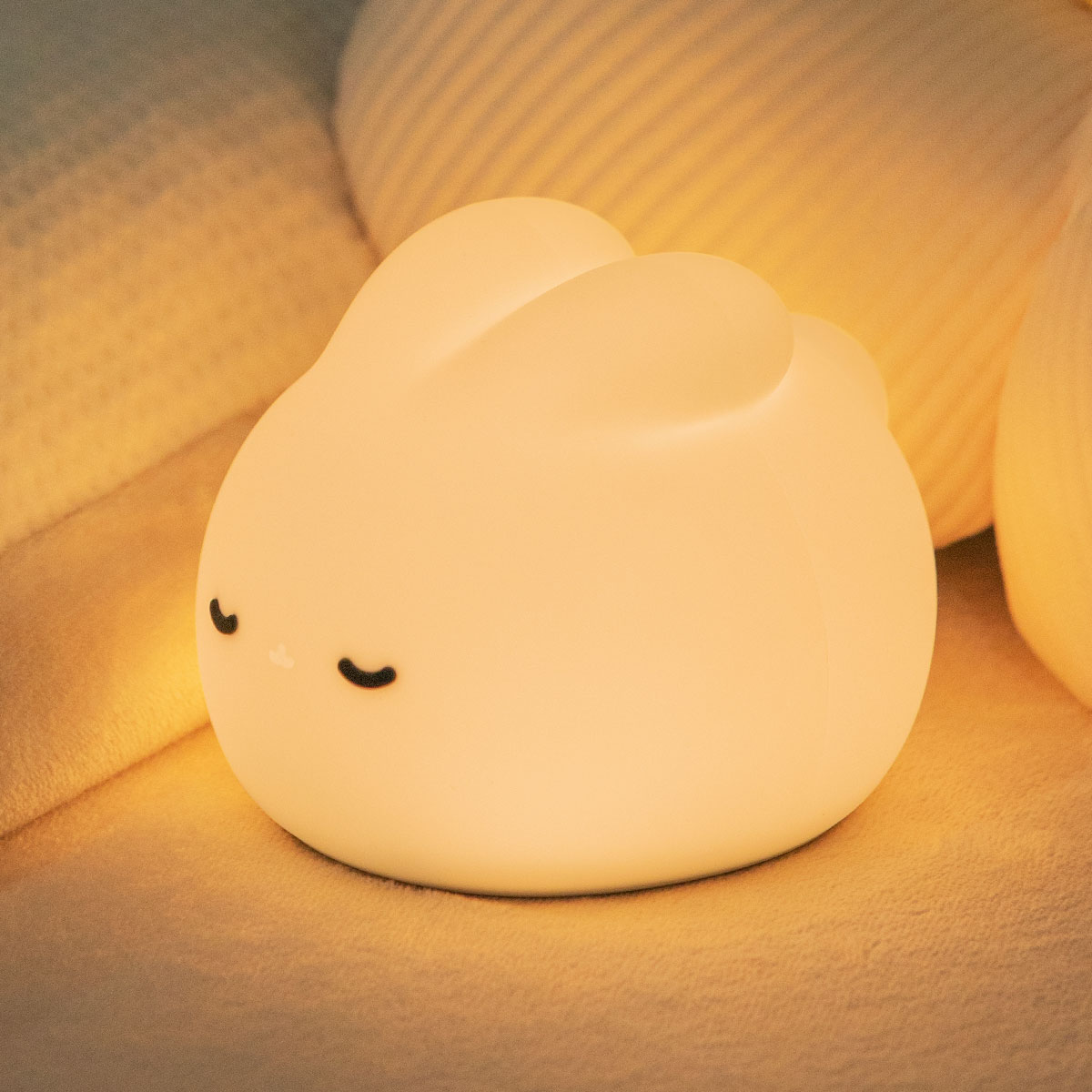 Dream Rabbit Night Light